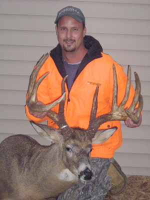 Johnny with Buck Johnny King with the buck he killed in 2006.
