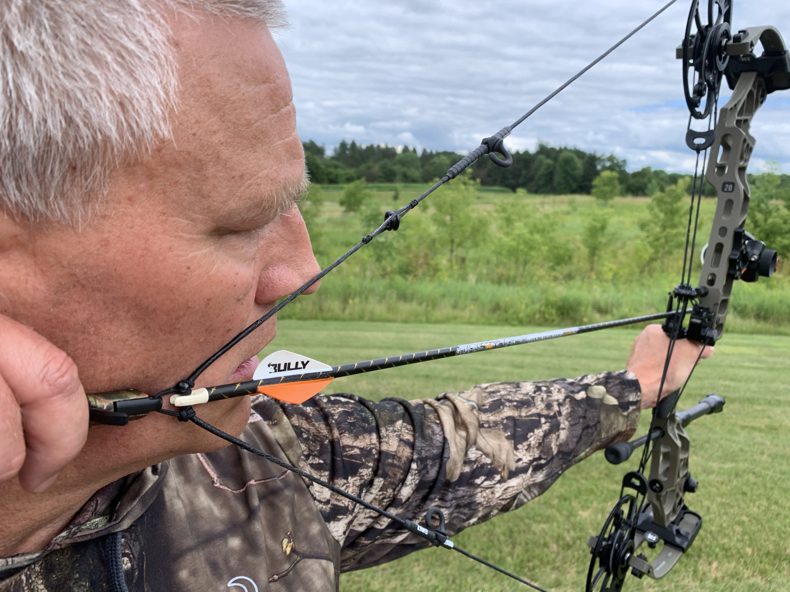 First Look Easton FMJ Legend Hunting Arrow Deer Deer Hunting
