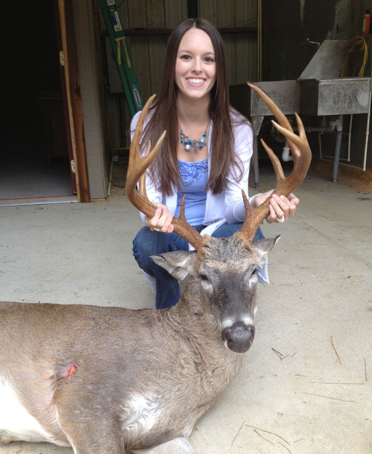 Bowhunter Marissa Ballard with a great Florida buck!