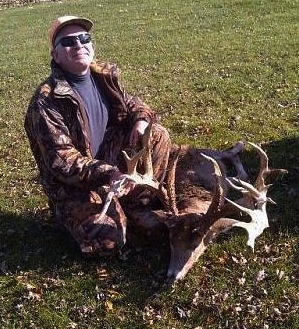 Tim Beck with his Indiana giant, which is No. 4 all-time and scores more than 300 B&C!