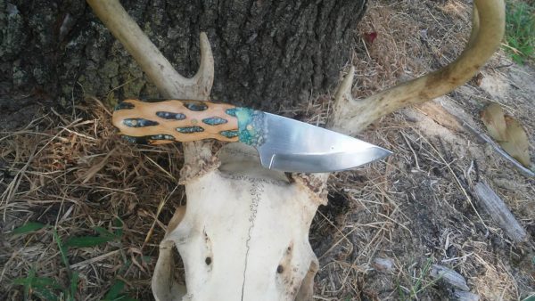 Will Thompson made this 3 1/4-inch drop-point blade out of 1095 carbon steel. The Plantstone handles are by Robert Belcher. Overall length is 6 7/8 inches. Maker’s list price: $120 with leather sheath. Contact Will Thompson at willthompson17@yahoo.com or 910-385-6021.